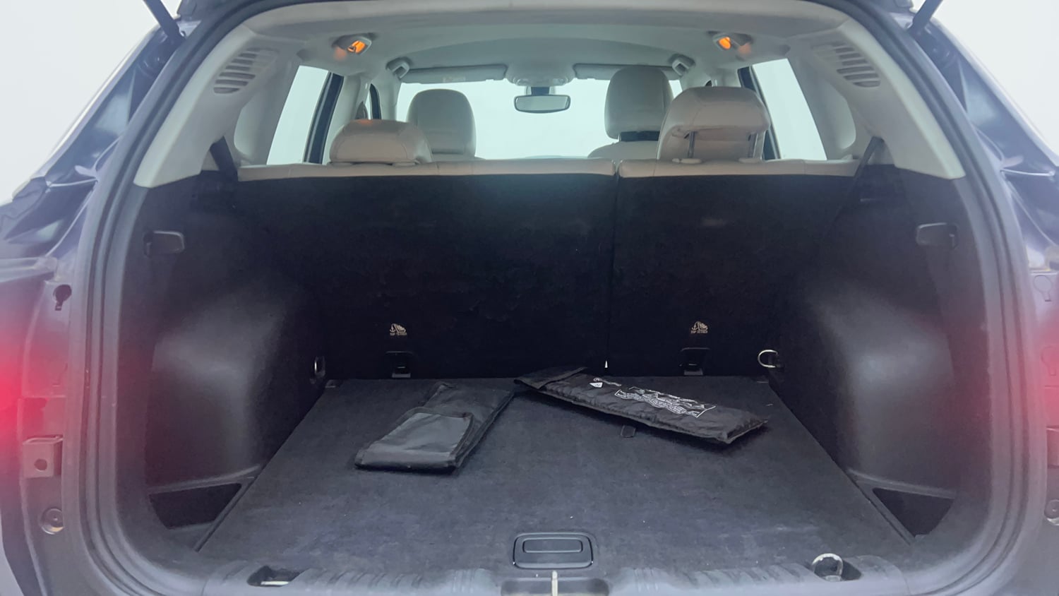 Used 2019 Jeep Compass Limited 1.4 Petrol AT Petrol Automatic interior DICKY INSIDE VIEW