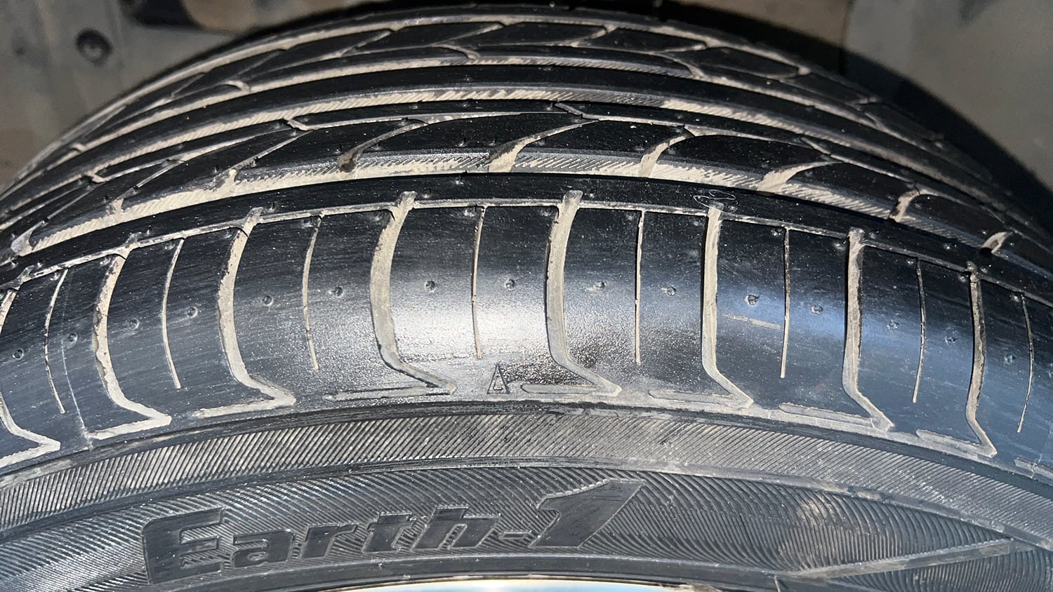 Used 2022 Toyota Urban Cruiser Premium Grade MT Petrol Manual tyres LEFT FRONT TYRE TREAD VIEW