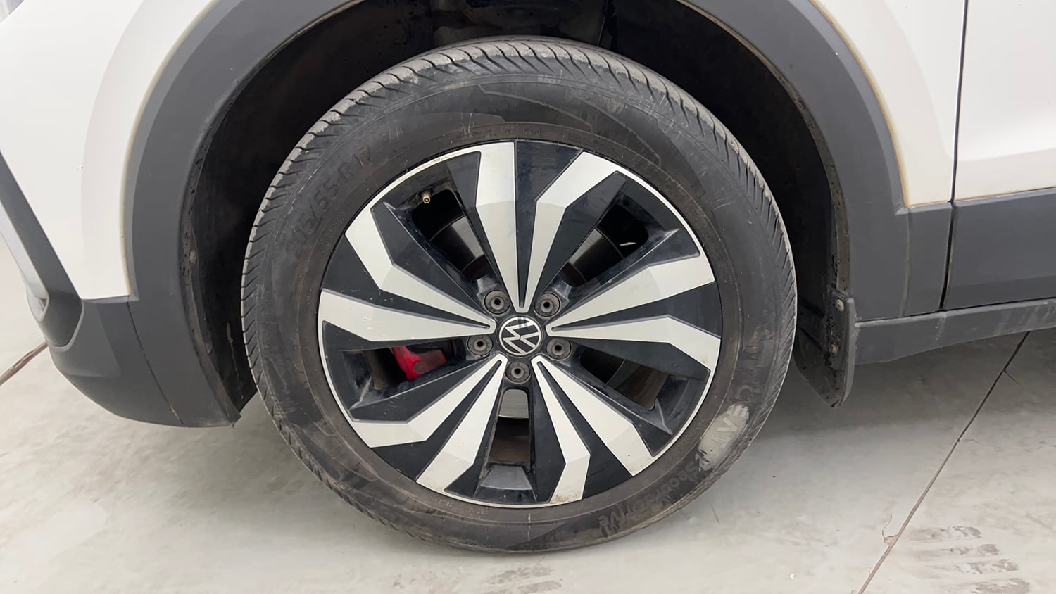 Used 2023 Volkswagen Taigun GT Plus 1.5 TSI DSG Petrol Automatic tyres LEFT FRONT TYRE RIM VIEW