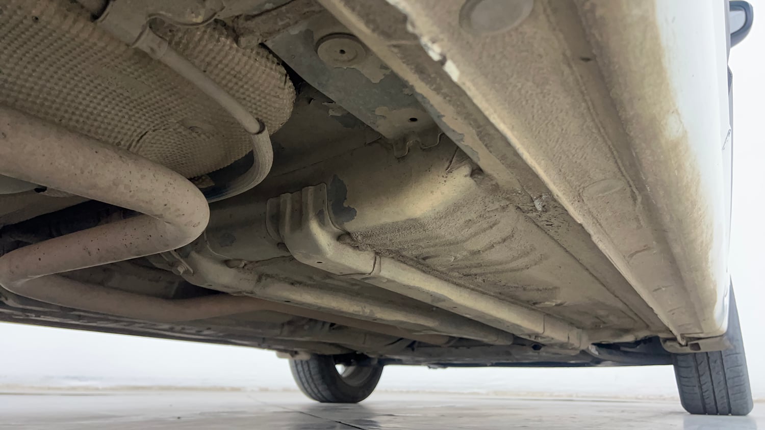 Used 2019 Hyundai Elite i20 Asta 1.2 (O) Petrol Manual extra REAR RIGHT UNDERBODY VIEW