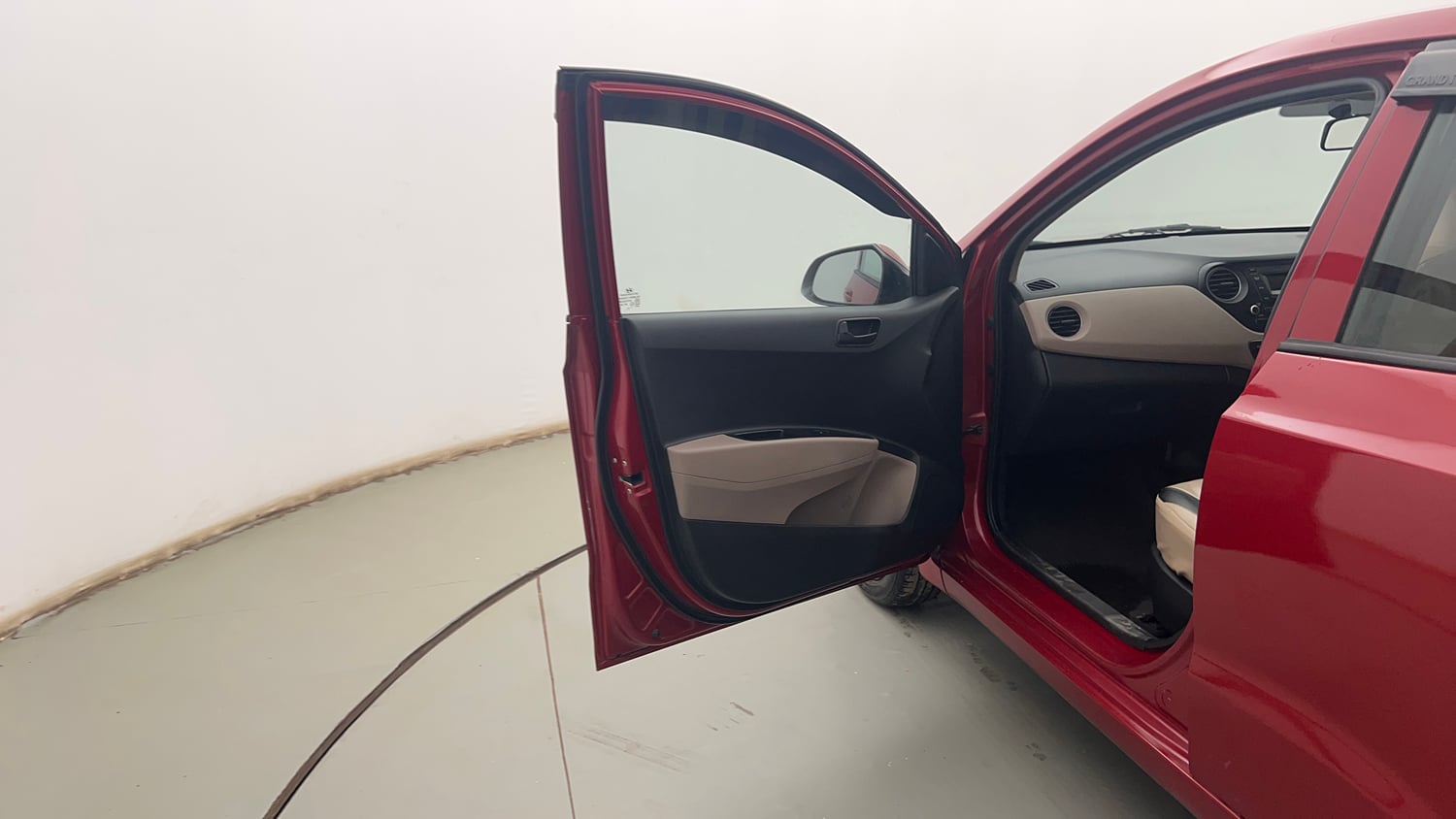 Used 2018 Hyundai Grand i10 Magna 1.2 Kappa VTVT Petrol Manual interior LEFT FRONT DOOR OPEN VIEW