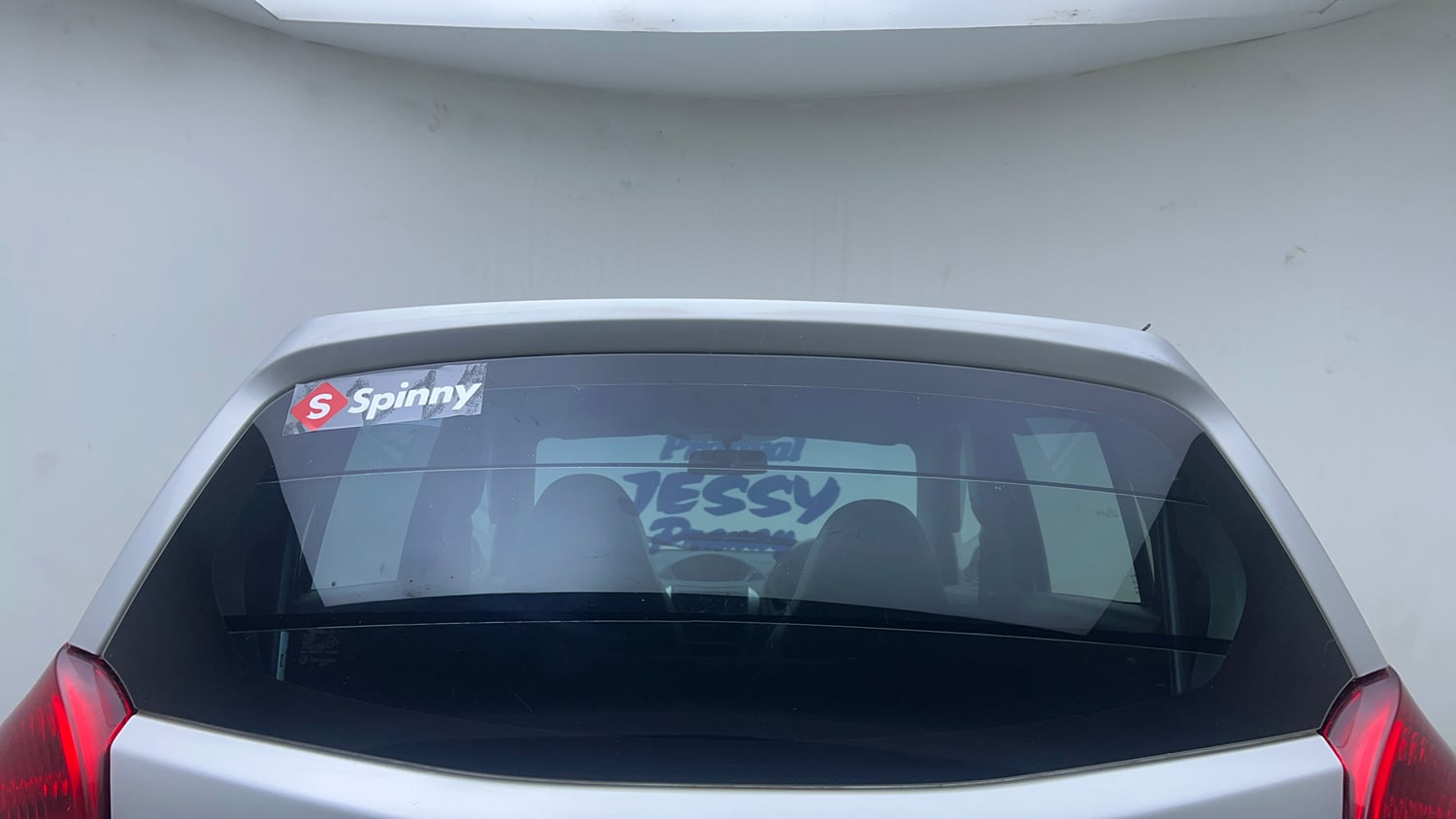 Used 2014 Maruti Suzuki Alto 800 Lxi Petrol Manual exterior BACK WINDSHIELD VIEW