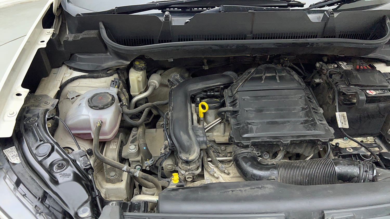 Used 2023 Volkswagen Taigun Highline 1.0 TSI MT Petrol Manual engine ENGINE RIGHT SIDE VIEW