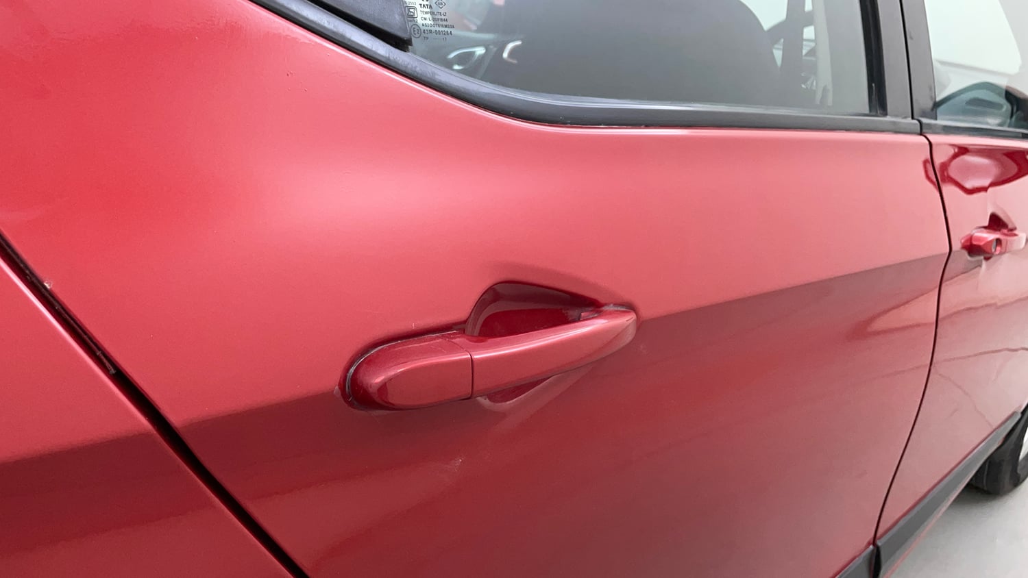 Used 2017 Tata Tiago Revotron XZ Petrol Manual dents MINOR SCRATCH