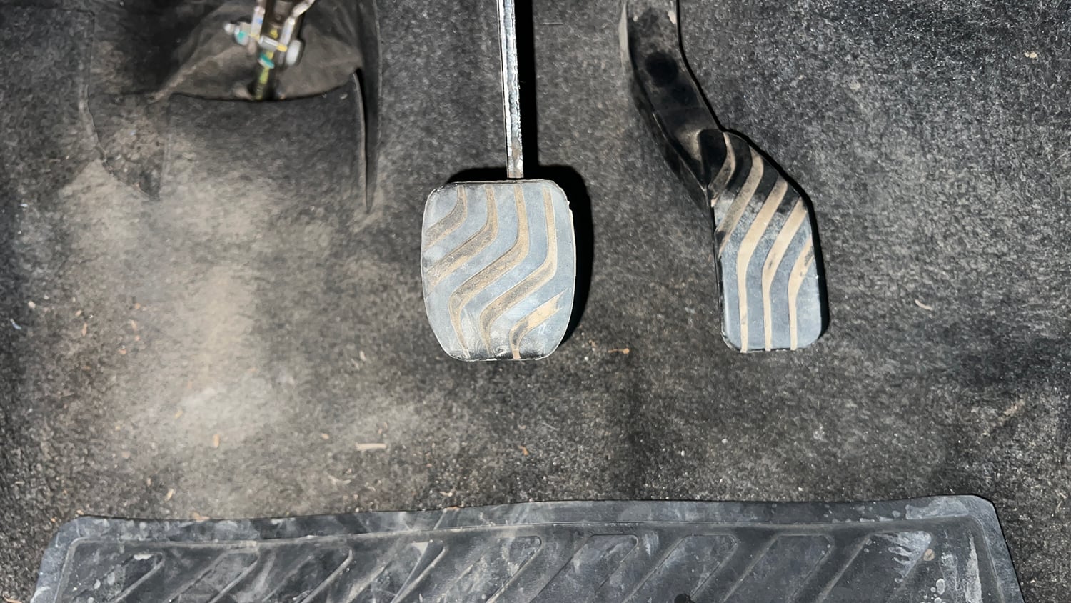 Used 2020 Renault Kwid 1.0 RXT AMT Opt Petrol Automatic interior PEDALS VIEW