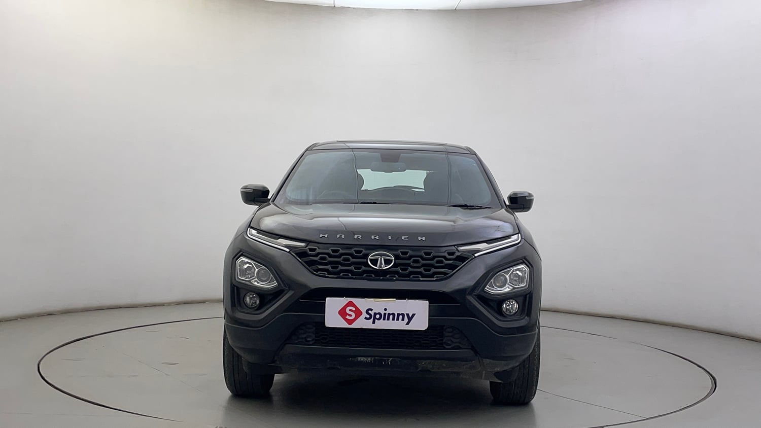 Used 2022 Tata Harrier XZA Plus Dark Edition Diesel Automatic exterior FRONT VIEW