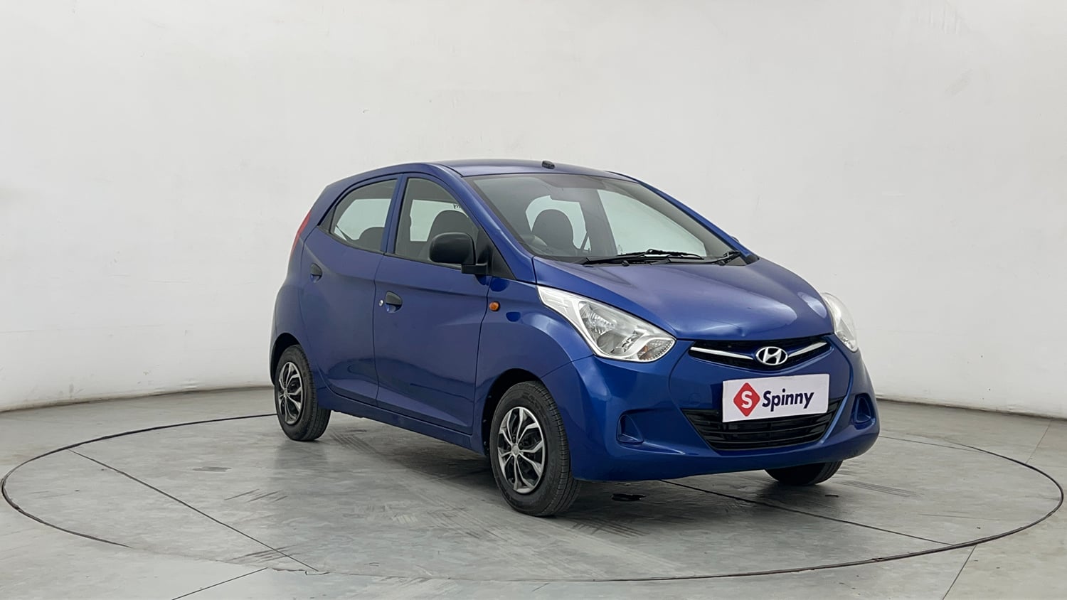 Used 2016 Hyundai Eon Era + AirBag Petrol Manual exterior RIGHT FRONT CORNER VIEW