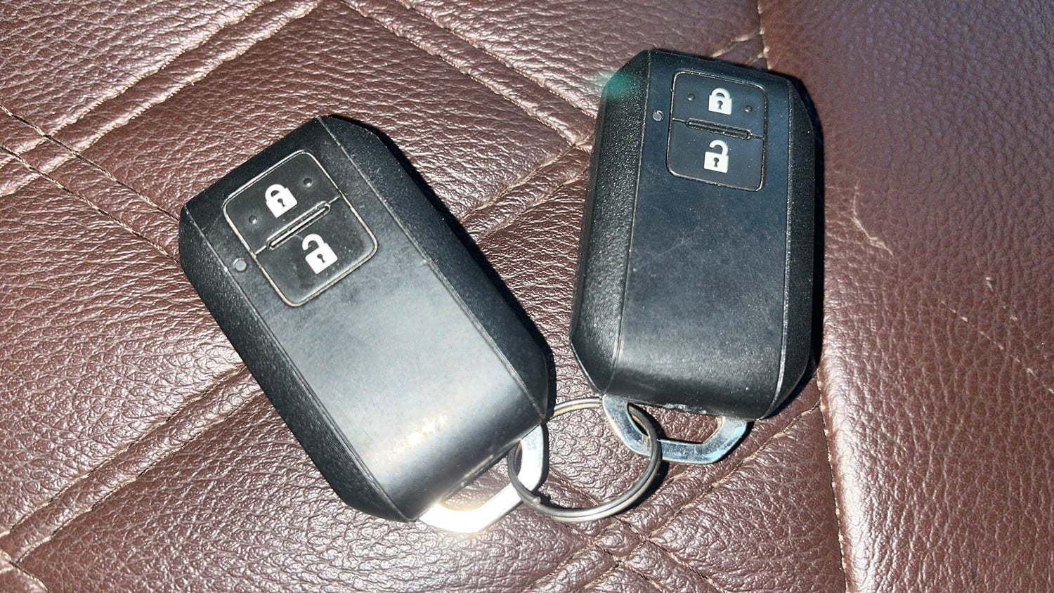 Used 2024 Maruti Suzuki Brezza ZXi Petrol Manual extra CAR KEY VIEW