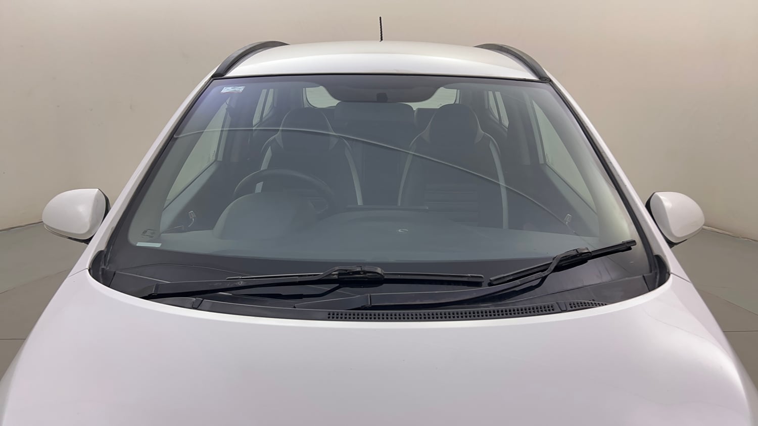 Used 2013 Hyundai Grand i10 Asta AT 1.2 Kappa VTVT Petrol Automatic exterior FRONT WINDSHIELD VIEW