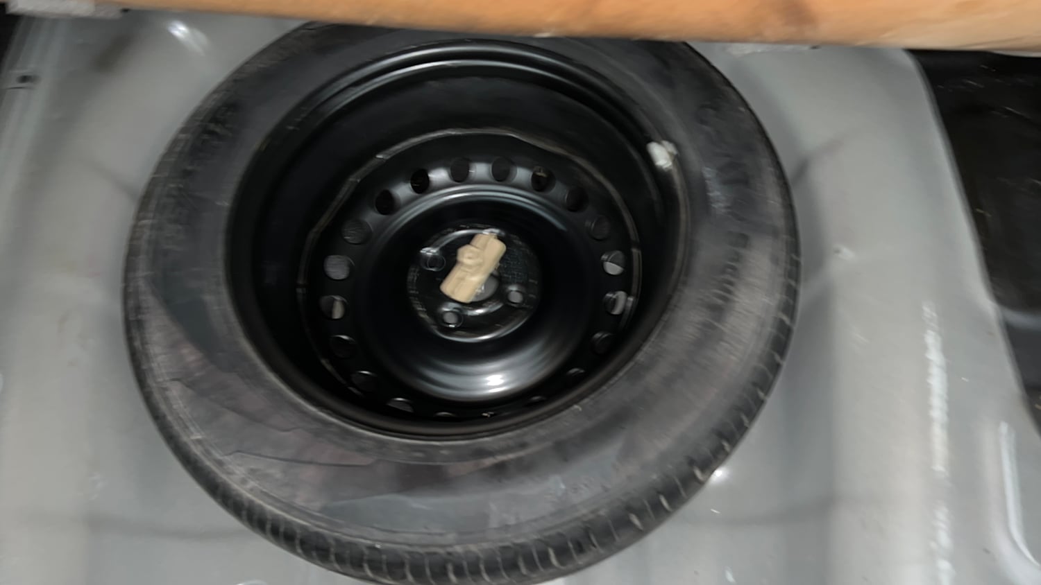 Used 2019 Hyundai Verna SX Plus 1.6 VTVT AT Petrol Automatic tyres SPARE TYRE VIEW