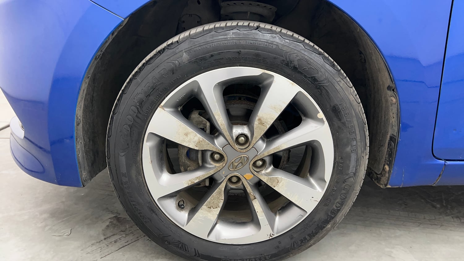 Used 2016 Hyundai Elite i20 Asta 1.2 (O) Petrol Manual tyres LEFT FRONT TYRE RIM VIEW