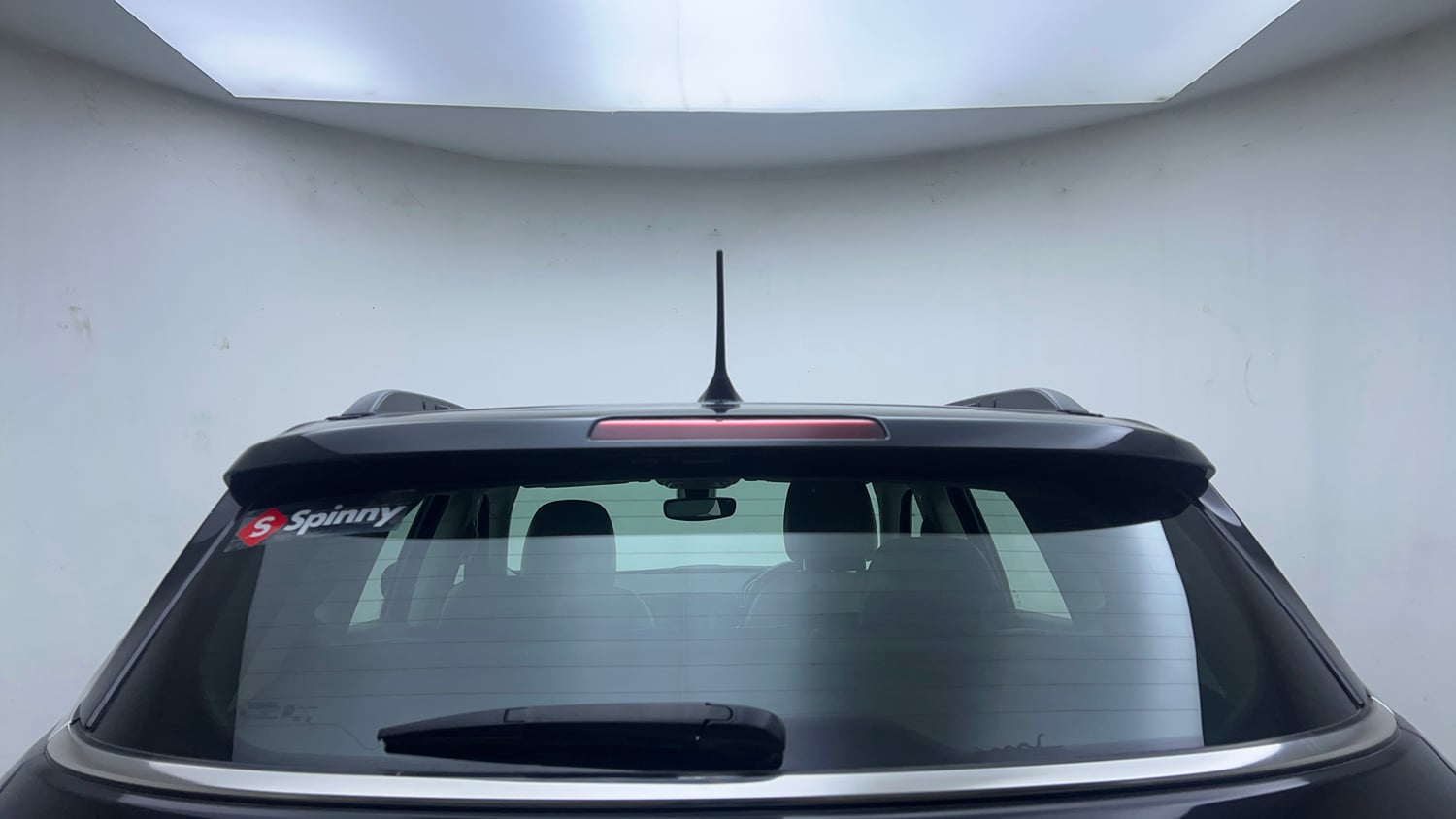 Used 2019 Jeep Compass Limited 1.4 Petrol AT Petrol Automatic exterior BACK WINDSHIELD VIEW