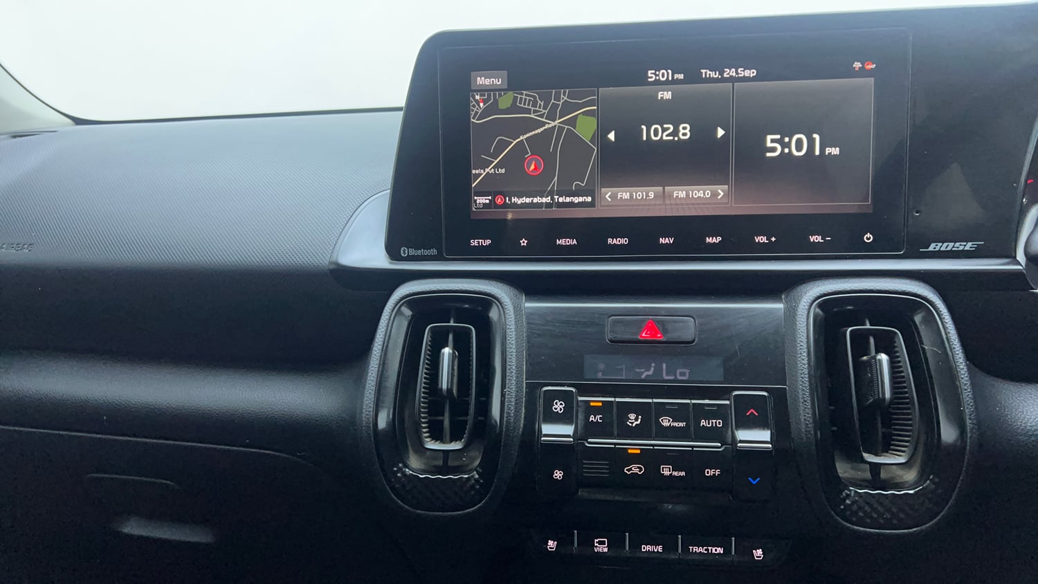 Used 2020 Kia Sonet GTX Plus 1.5 AT Diesel Automatic interior MUSIC SYSTEM & AC CONTROL VIEW
