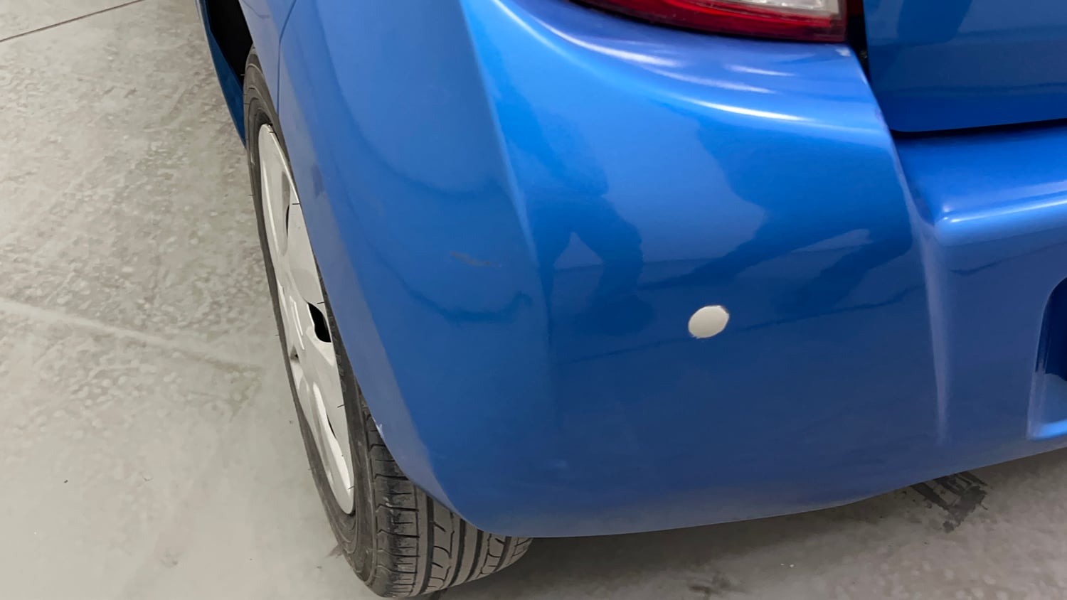 Used 2014 Maruti Suzuki Celerio VXi AMT Petrol Automatic dents MINOR SCRATCH