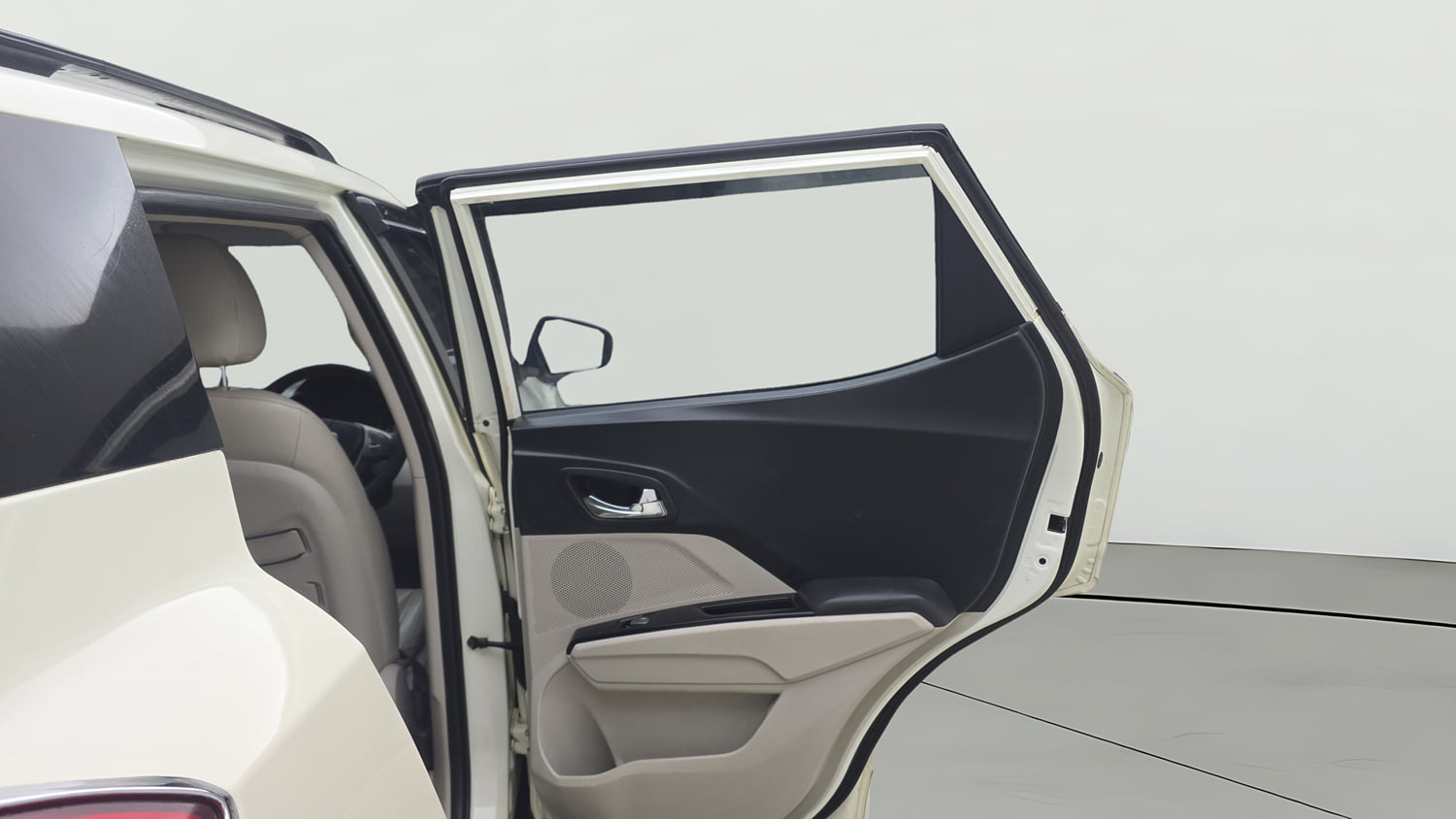 Used 2020 Mahindra XUV 300 W8 (O) 1.5 Diesel Diesel Manual interior RIGHT REAR DOOR OPEN VIEW