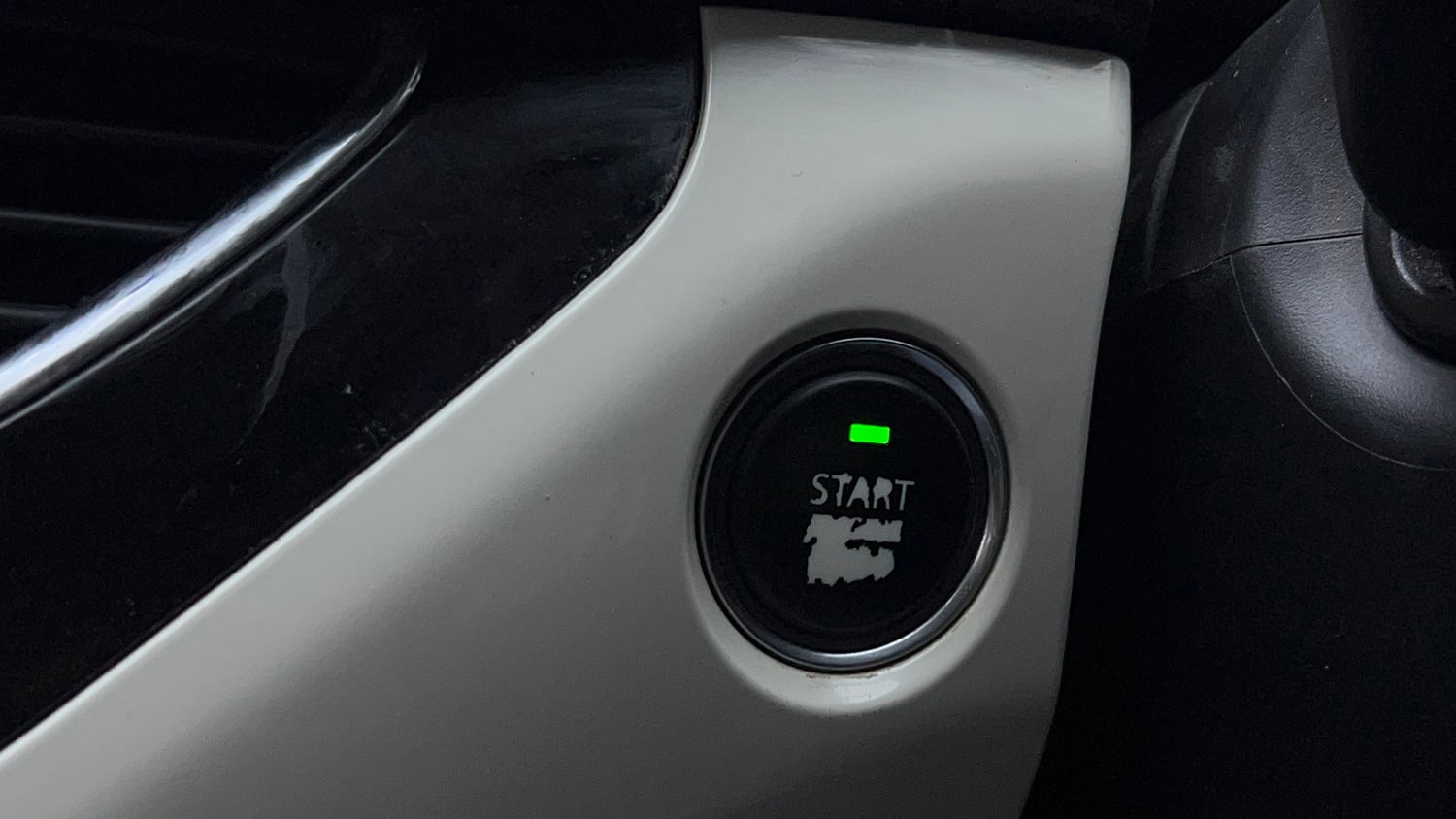 Used 2021 Tata Nexon XZA Plus Petrol Automatic top_features Keyless start