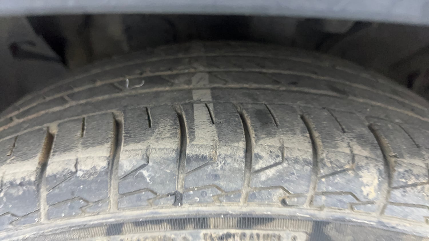 Used 2022 Kia Seltos GTX Plus 1.5 Diesel AT Diesel Automatic tyres LEFT FRONT TYRE TREAD VIEW
