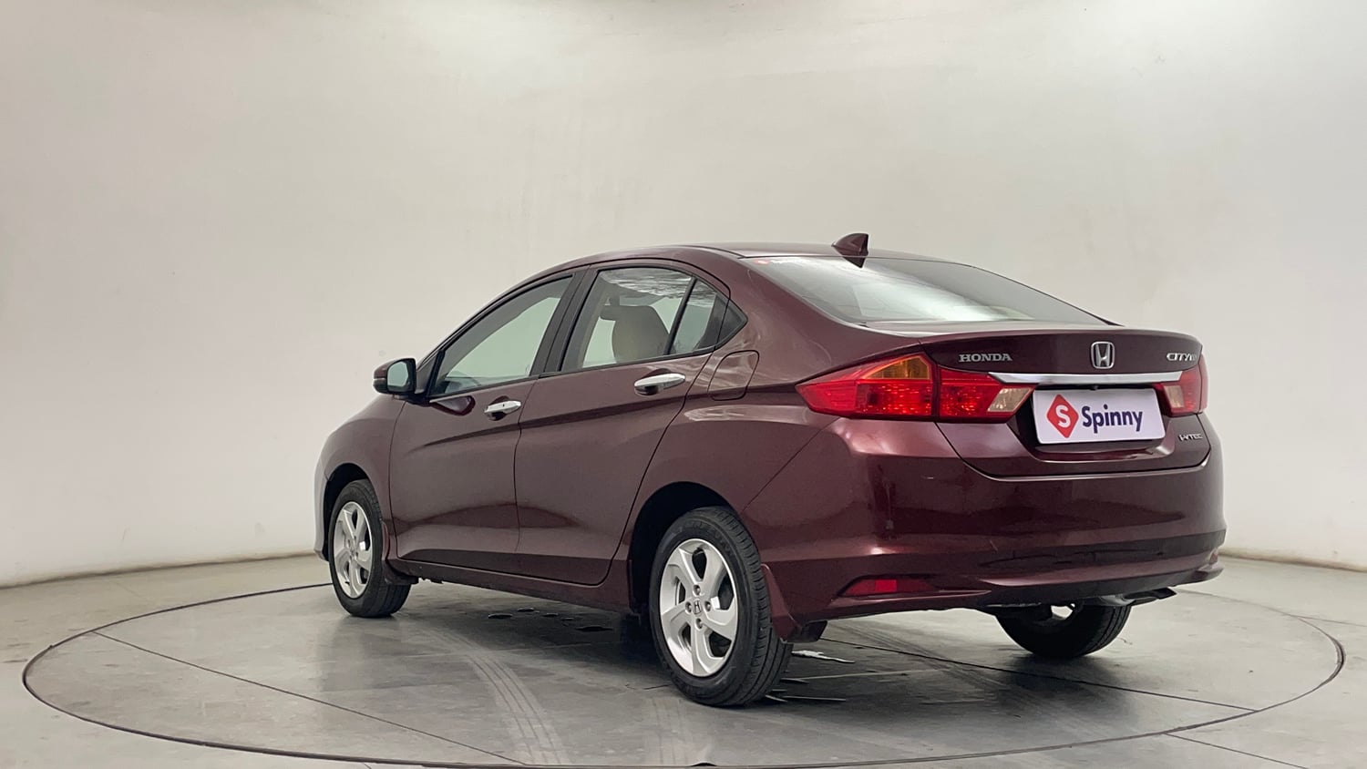 Used 2016 Honda City VX (O) MT Petrol Manual exterior LEFT REAR CORNER VIEW