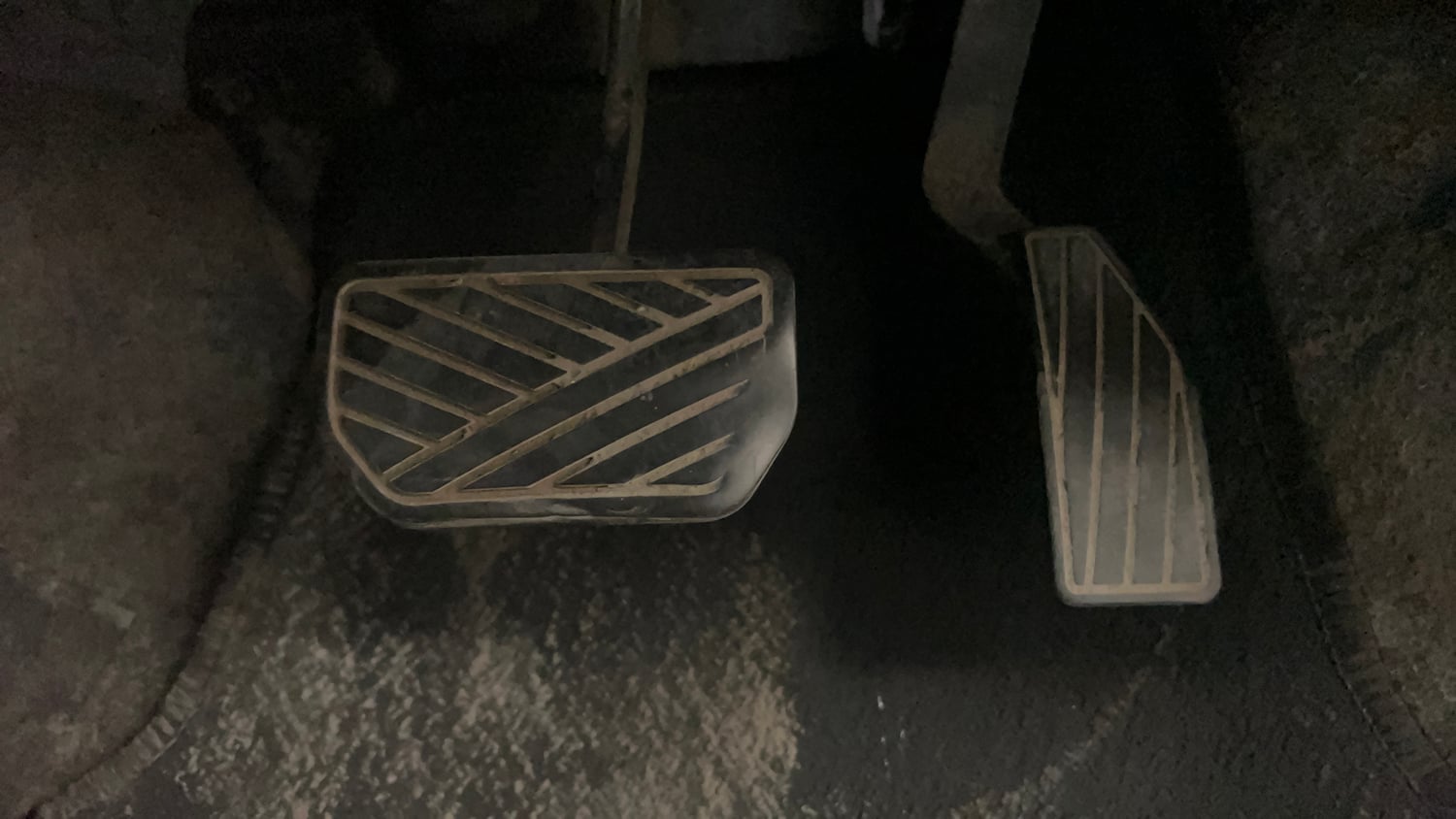 Used 2014 Maruti Suzuki Celerio VXi AMT Petrol Automatic interior PEDALS VIEW
