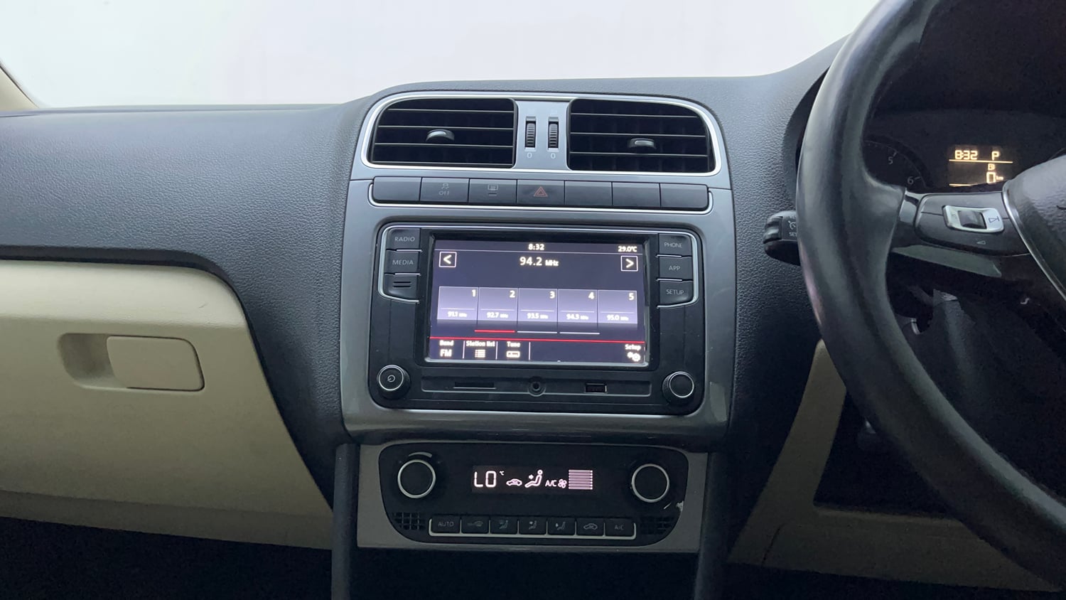 Used 2022 Volkswagen Vento Highline Plus 1.0L TSI Automatic Petrol Automatic interior MUSIC SYSTEM & AC CONTROL VIEW