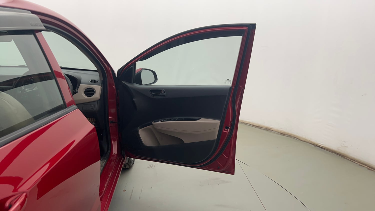 Used 2018 Hyundai Grand i10 Magna 1.2 Kappa VTVT Petrol Manual interior RIGHT FRONT DOOR OPEN VIEW