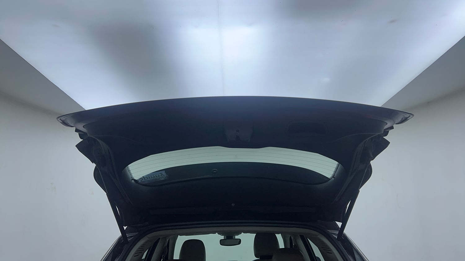 Used 2019 Jeep Compass Limited 1.4 Petrol AT Petrol Automatic interior DICKY DOOR OPEN VIEW