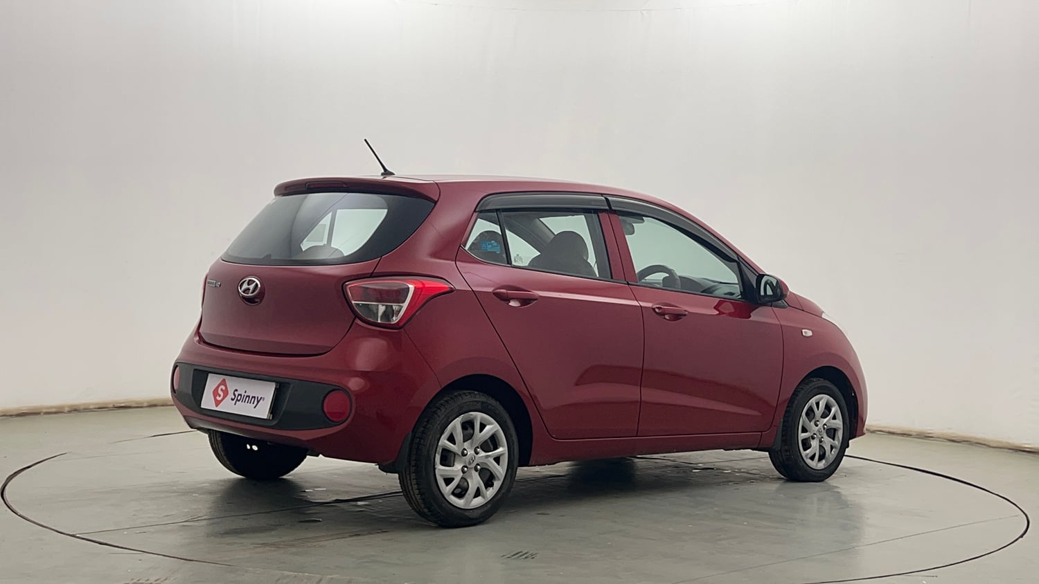 Used 2018 Hyundai Grand i10 Magna 1.2 Kappa VTVT Petrol Manual exterior RIGHT REAR CORNER VIEW