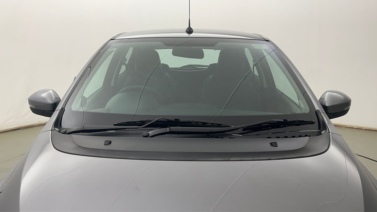 Used 2019 Tata Tiago Revotron XZ Petrol Manual exterior FRONT WINDSHIELD VIEW