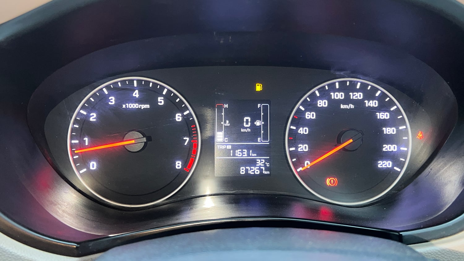 Used 2020 Hyundai Elite i20 Magna Plus 1.2 Petrol Manual interior CLUSTERMETER VIEW