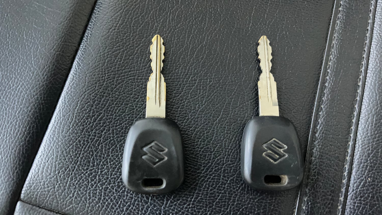 Used 2013 Maruti Suzuki Ritz Vxi BS-IV Petrol Manual extra CAR KEY VIEW