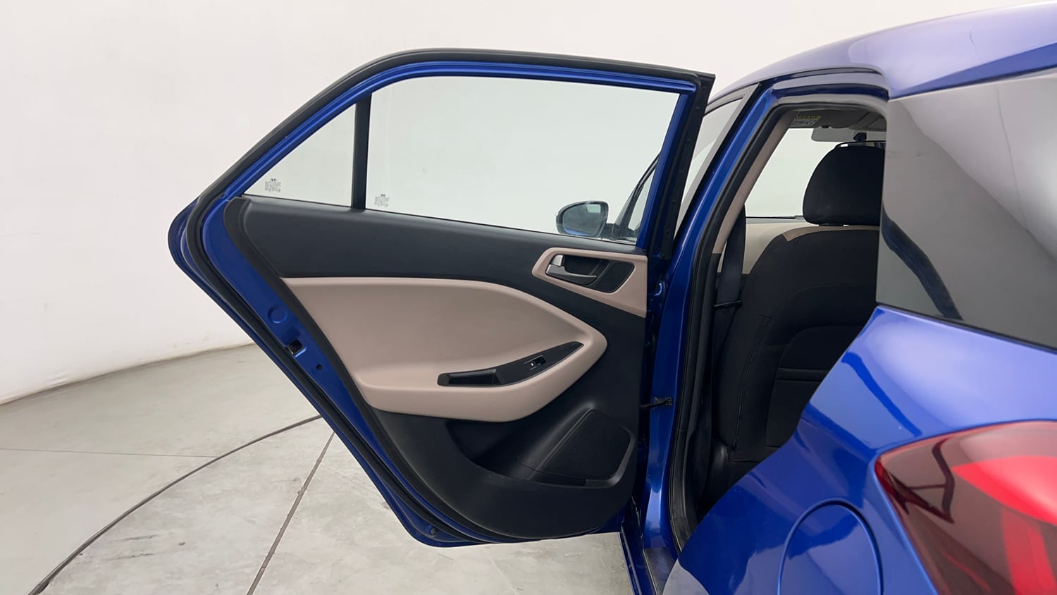 Used 2016 Hyundai Elite i20 Asta 1.2 (O) Petrol Manual interior LEFT REAR DOOR OPEN VIEW