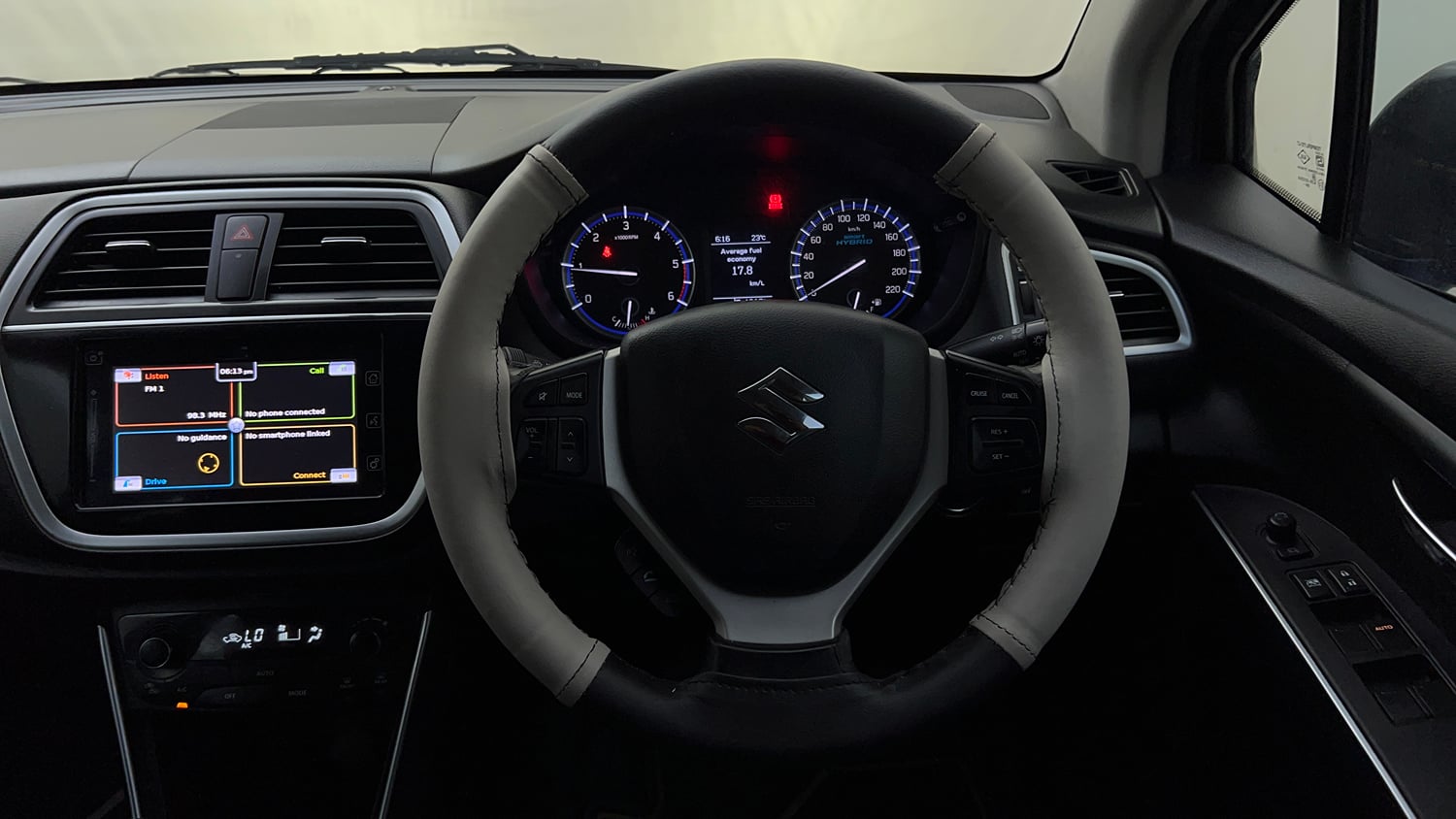 Used 2018 Maruti Suzuki S-Cross Alpha 1.3 Diesel Manual interior STEERING VIEW