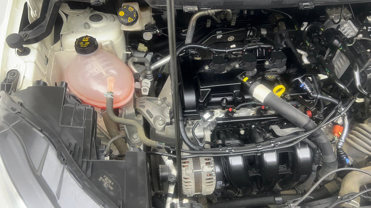 Used 2021 Ford EcoSport Titanium Plus 1.5L Ti-VCT AT Petrol Automatic engine ENGINE RIGHT SIDE VIEW