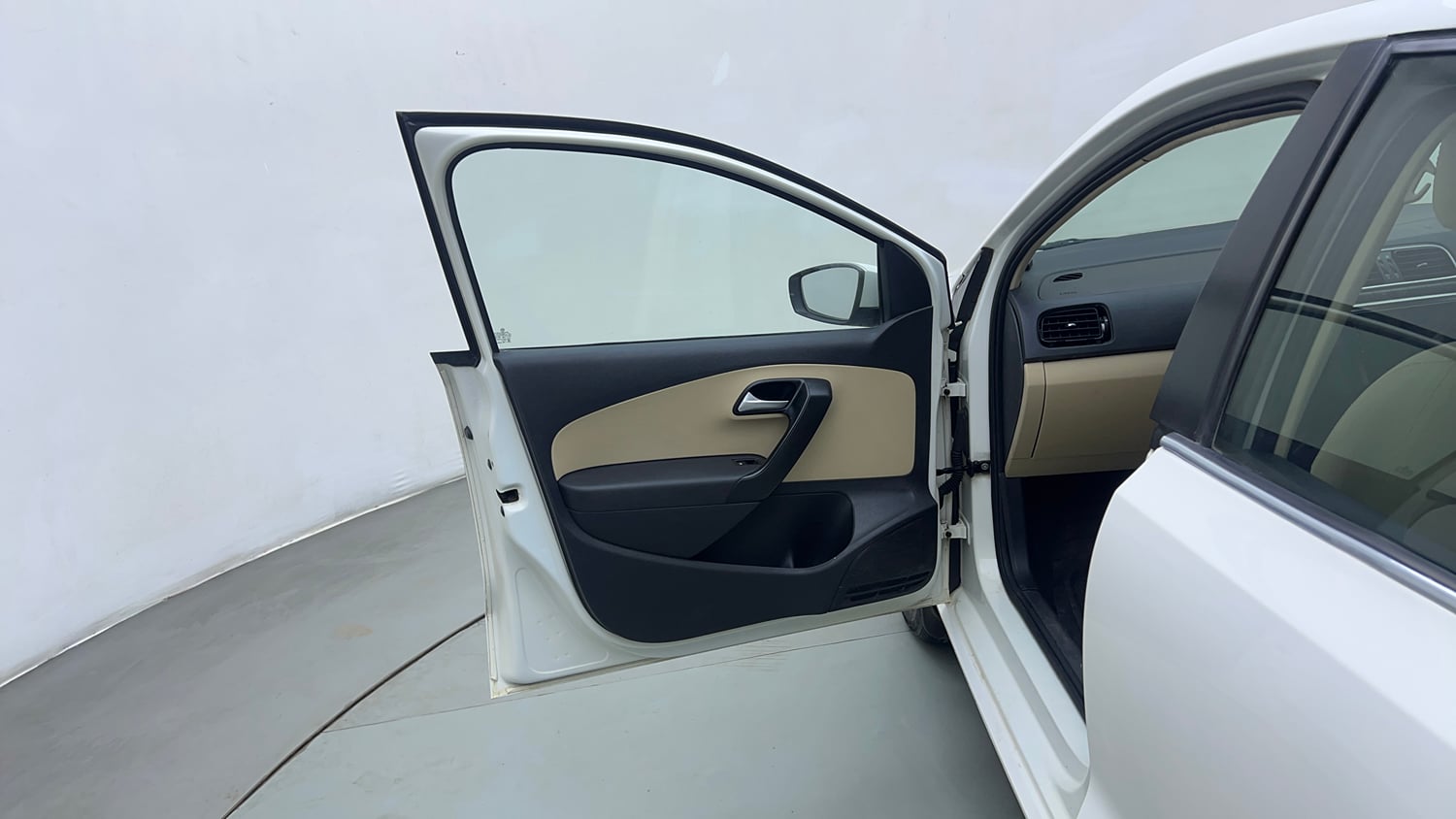 Used 2016 Volkswagen Polo Highline1.2L (P) Petrol Manual interior LEFT FRONT DOOR OPEN VIEW