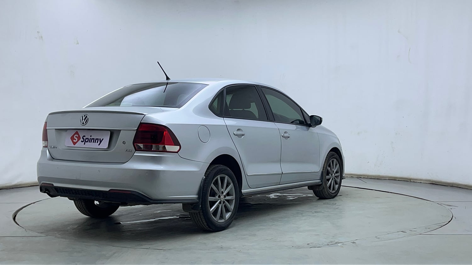 Used 2022 Volkswagen Vento Highline Plus 1.0L TSI Automatic Petrol Automatic exterior RIGHT REAR CORNER VIEW