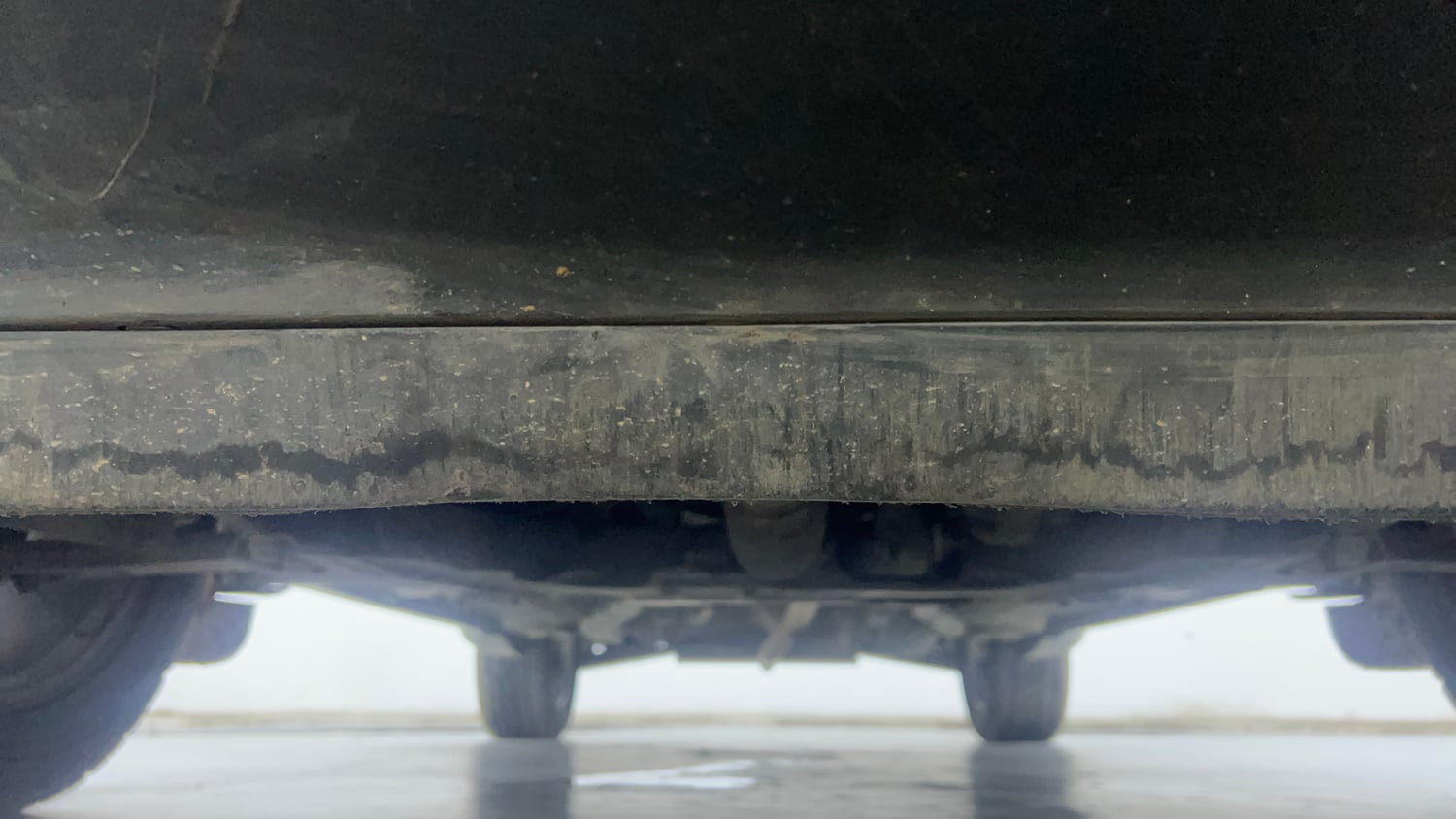 Used 2019 Jeep Compass Limited 1.4 Petrol AT Petrol Automatic extra FRONT LEFT UNDERBODY VIEW