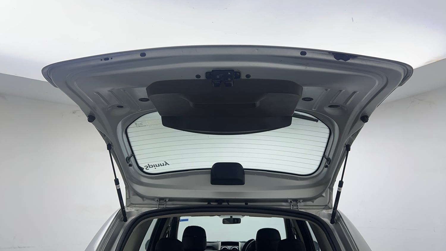 Used 2019 Renault Duster RXS CVT Petrol Automatic interior DICKY DOOR OPEN VIEW