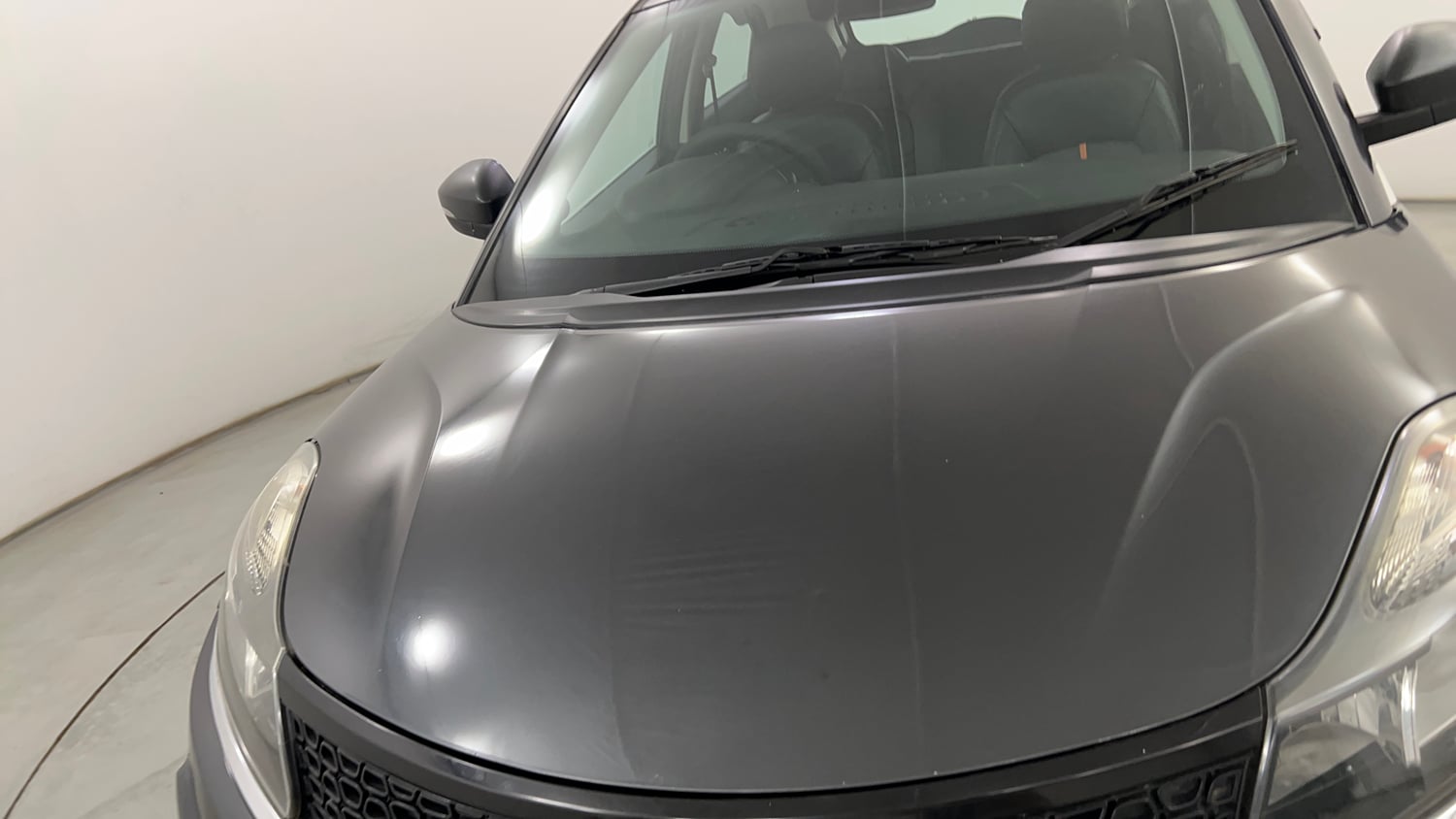 Used 2019 Tata Nexon XM Petrol Manual dents MINOR SCRATCH