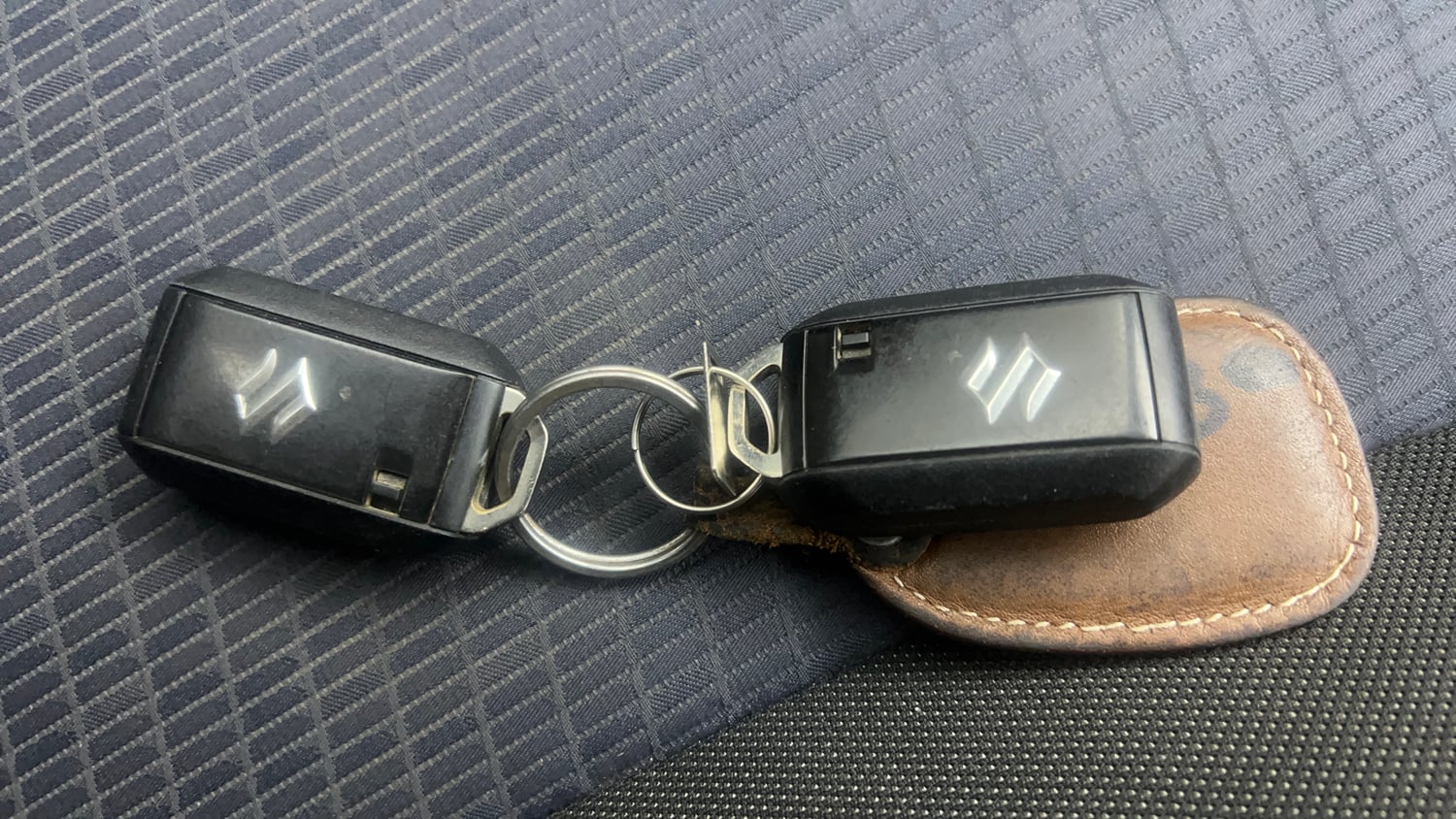 Used 2021 Maruti Suzuki Baleno Zeta Petrol Manual extra CAR KEY VIEW