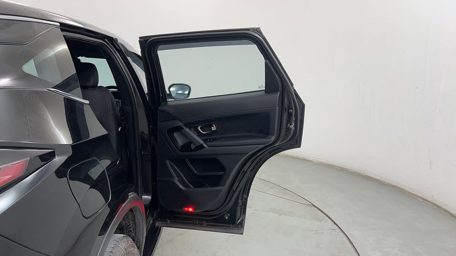 Used 2022 Tata Harrier XZ Plus Dark Edition Diesel Manual interior RIGHT REAR DOOR OPEN VIEW
