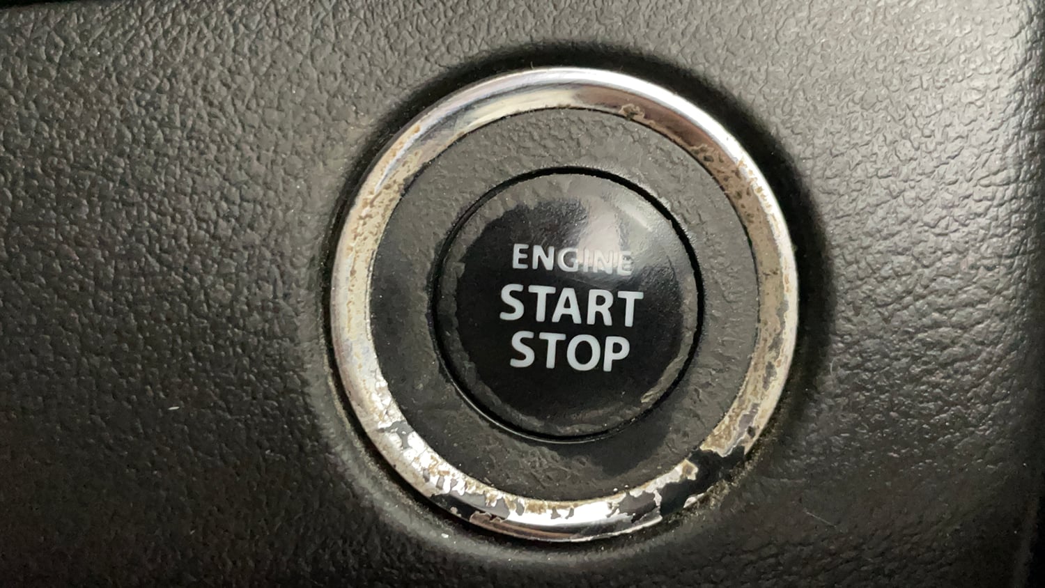 Used 2021 Maruti Suzuki Baleno Zeta Petrol Manual top_features Keyless start