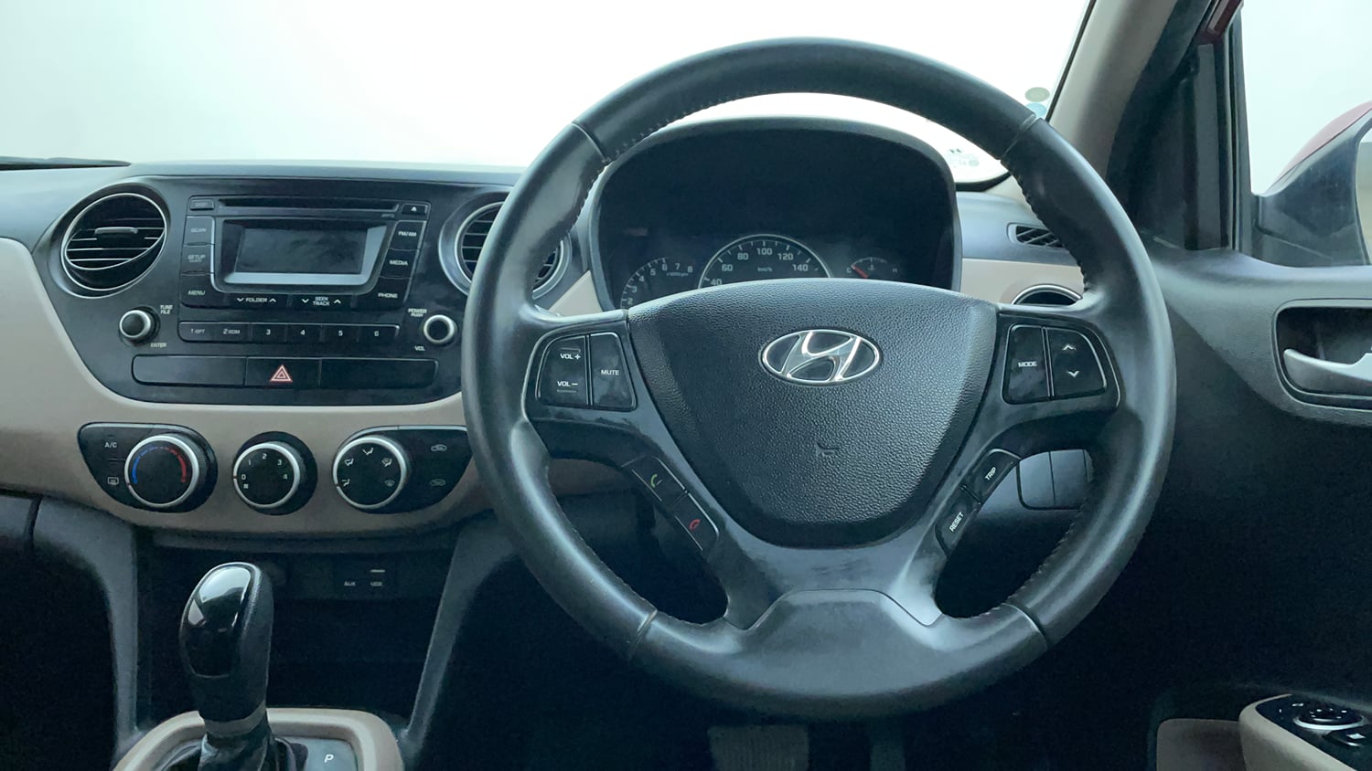 Used 2016 Hyundai Grand i10 Asta AT 1.2 Kappa VTVT Petrol Automatic interior STEERING VIEW
