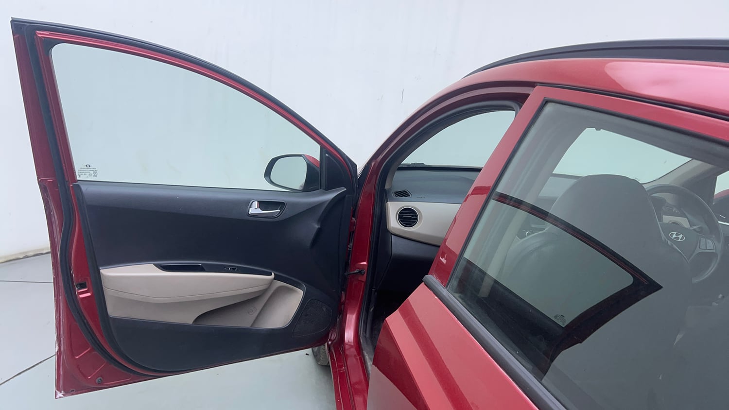 Used 2019 Hyundai Grand i10 Sportz U2 1.2 CRDi Diesel Manual interior LEFT FRONT DOOR OPEN VIEW