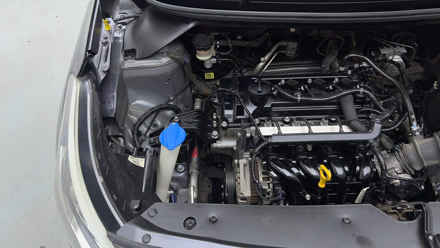 Used 2020 Hyundai Elite i20 Magna Plus 1.2 Petrol Manual engine ENGINE RIGHT SIDE VIEW