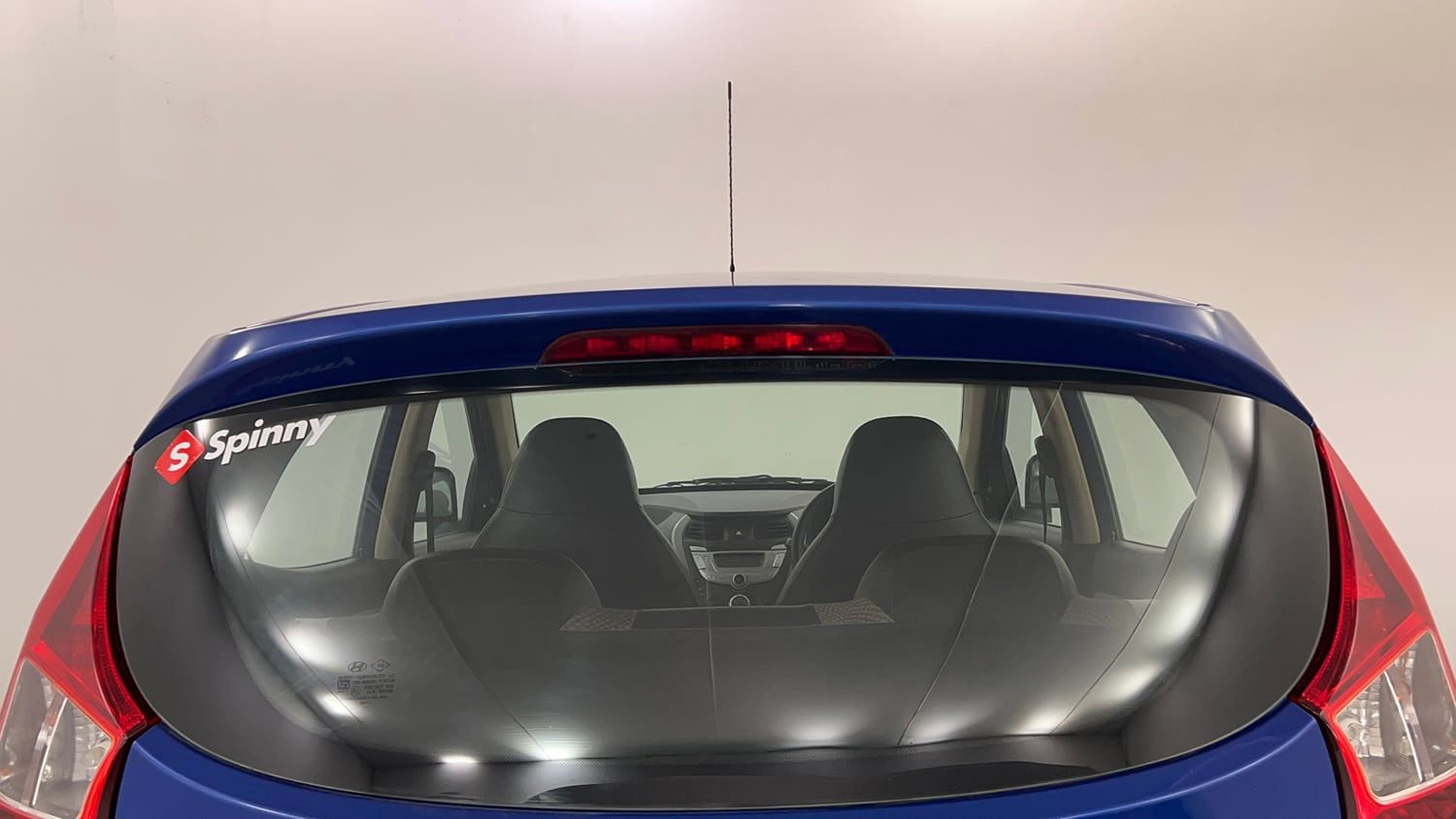 Used 2017 hyundai Eon Magna+ (O) Petrol Manual exterior BACK WINDSHIELD VIEW
