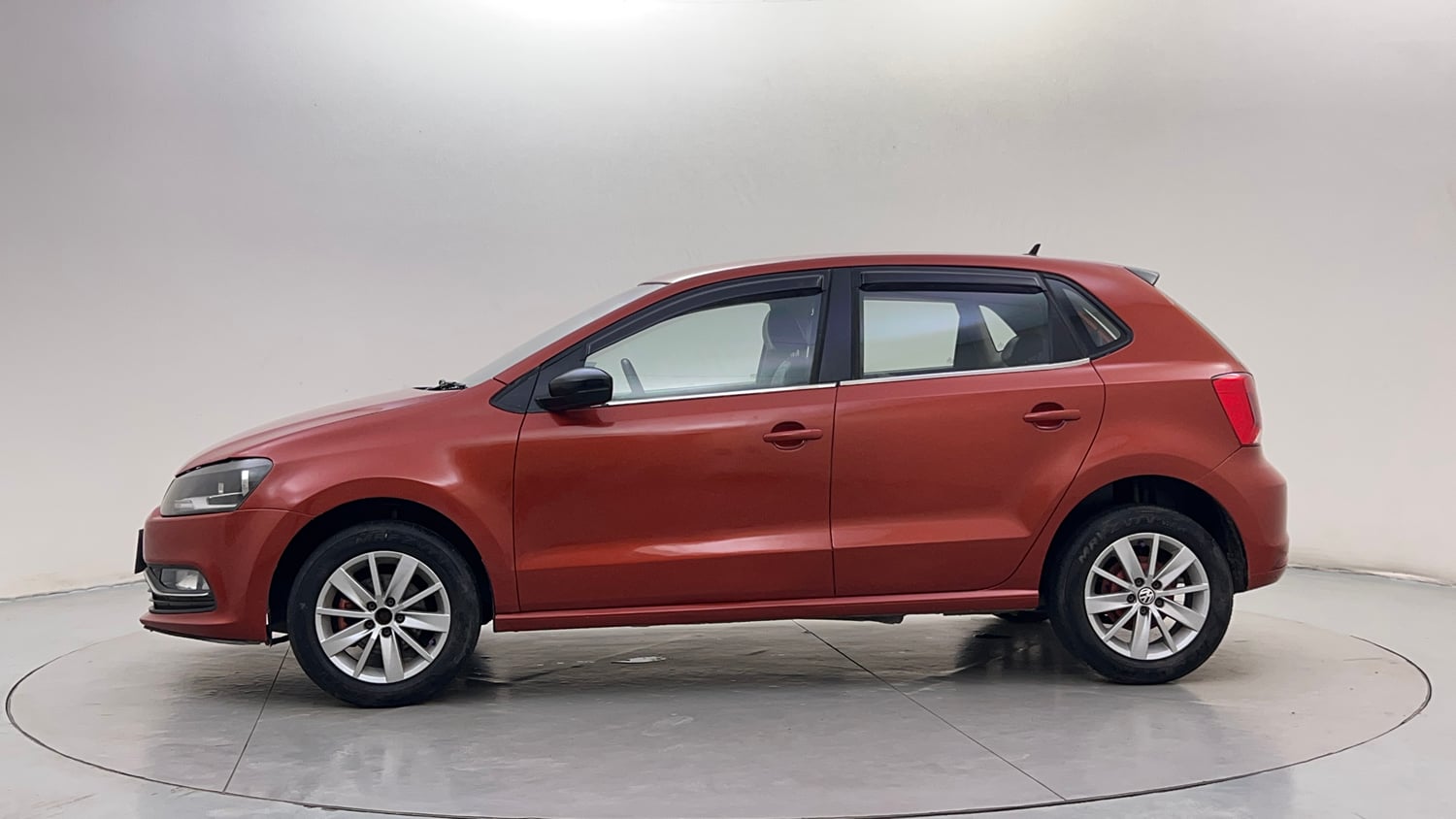Used 2016 Volkswagen Polo Highline1.2L (P) Petrol Manual exterior LEFT SIDE VIEW