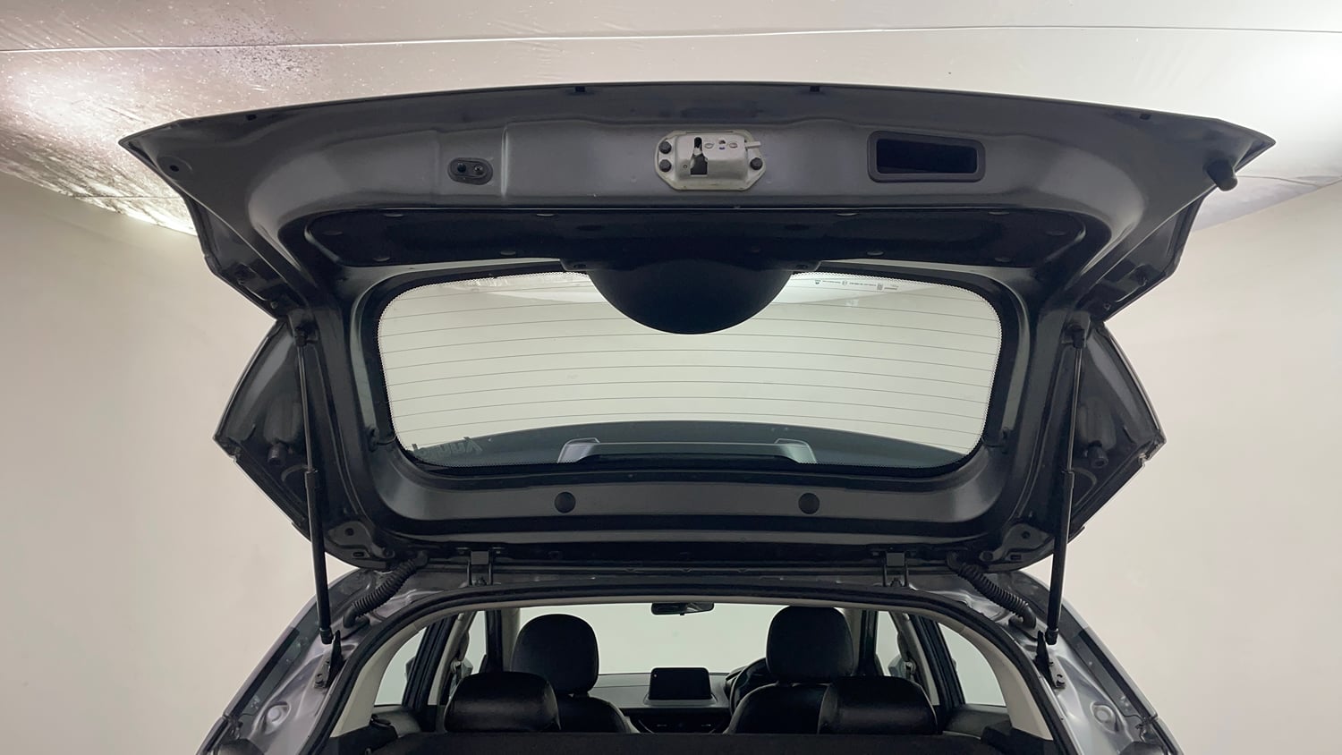 Used 2022 Tata Nexon XZA Plus (O) Petrol Automatic interior DICKY DOOR OPEN VIEW