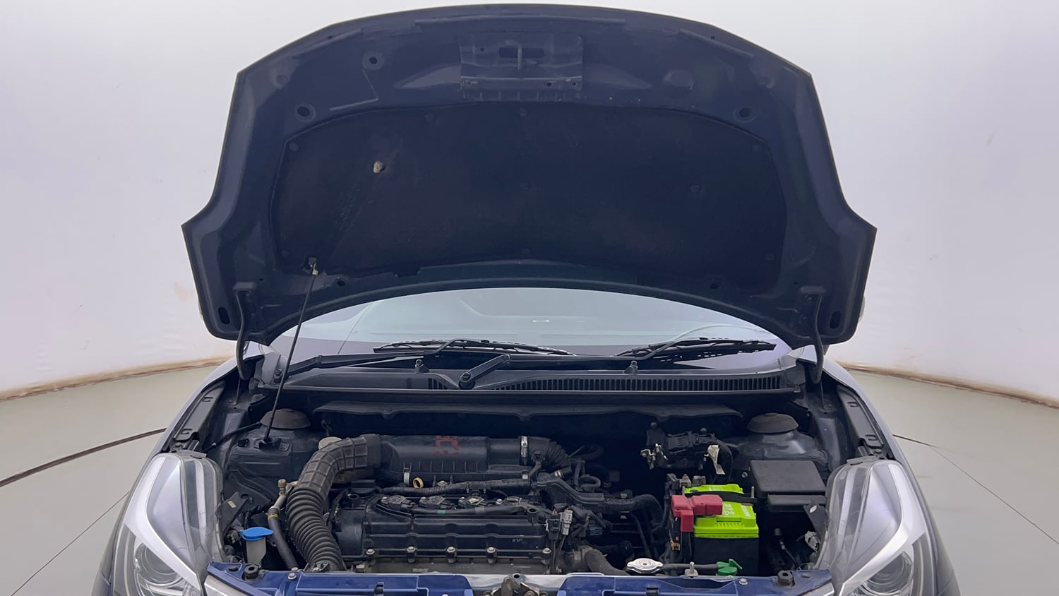 Used 2021 Maruti Suzuki Baleno Delta Petrol Manual engine ENGINE & BONNET OPEN FRONT VIEW