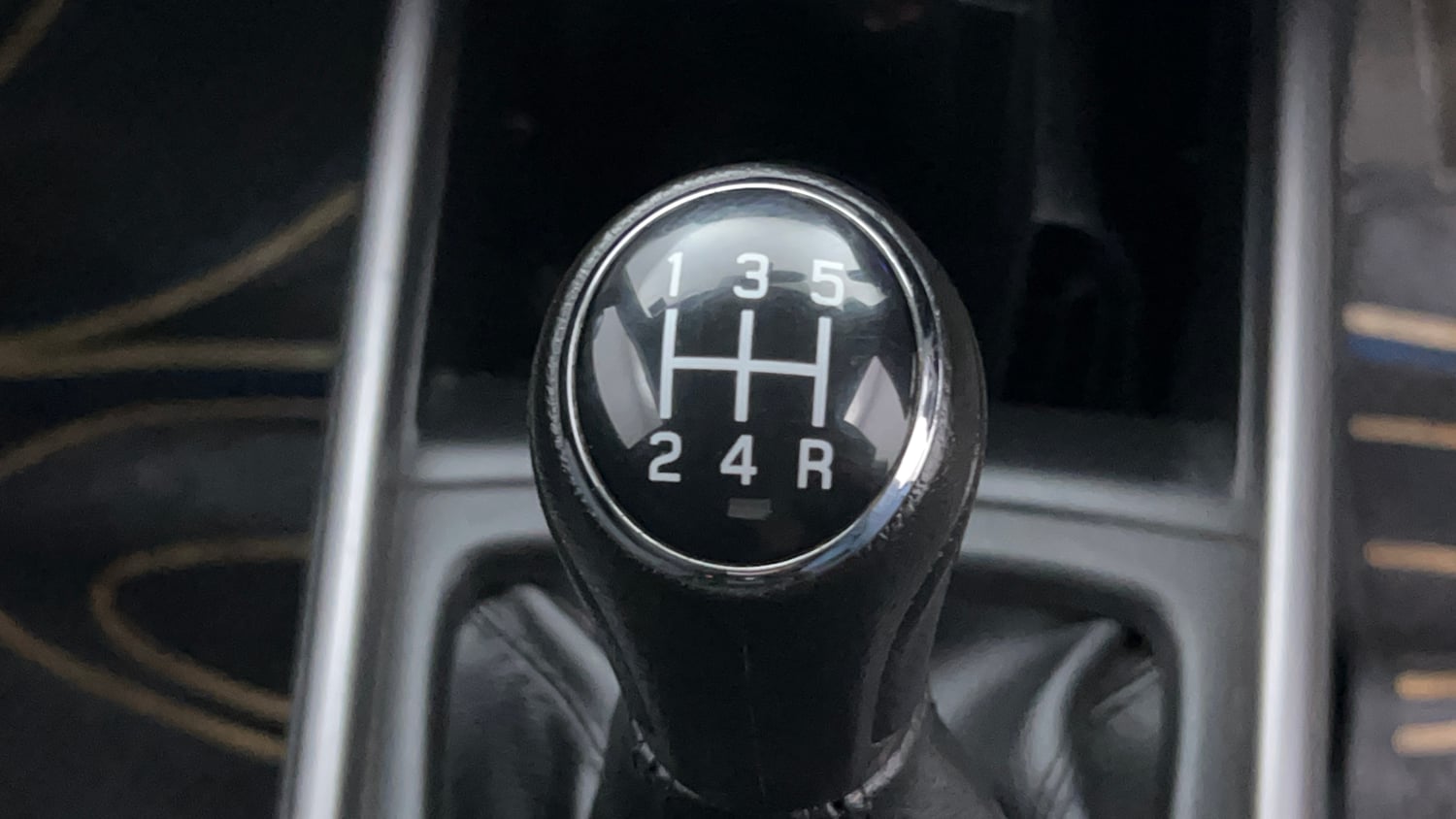 Used 2021 Maruti Suzuki Baleno Delta Petrol Manual interior GEAR  KNOB VIEW