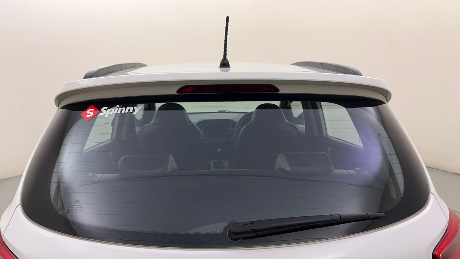 Used 2013 Hyundai Grand i10 Asta AT 1.2 Kappa VTVT Petrol Automatic top_features Rear defogger